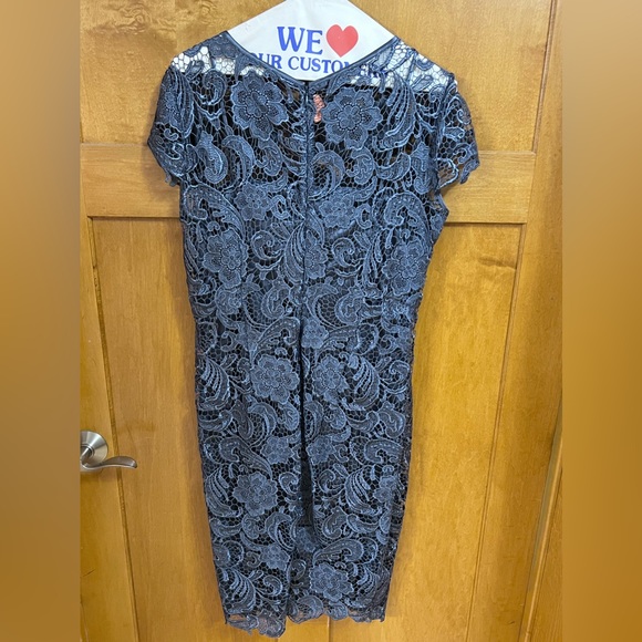 Patra dress, size 10, gray, lace, cap sleeve - Picture 7 of 7